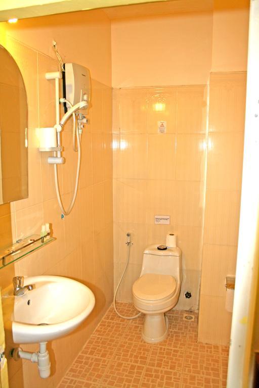 Firefly Guesthouse - The Berlin Angkor Siem Reap Zimmer foto