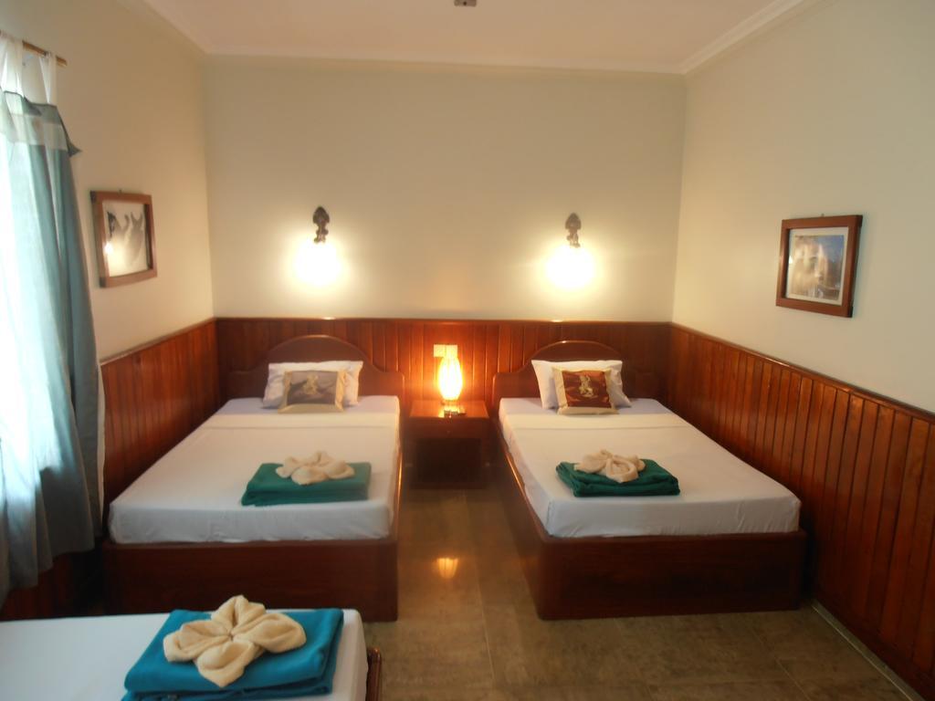 Firefly Guesthouse - The Berlin Angkor Siem Reap Exterior foto