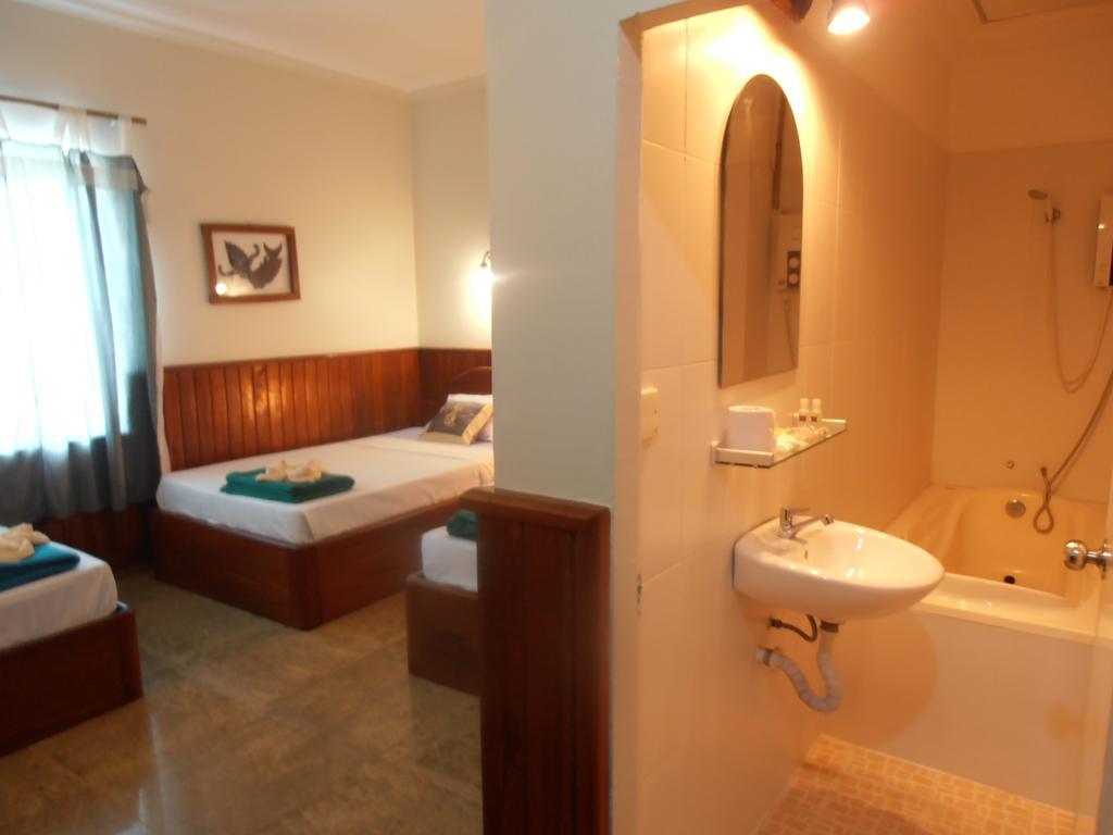 Firefly Guesthouse - The Berlin Angkor Siem Reap Exterior foto