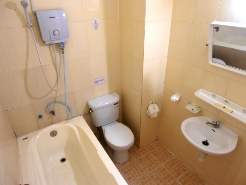 Firefly Guesthouse - The Berlin Angkor Siem Reap Zimmer foto