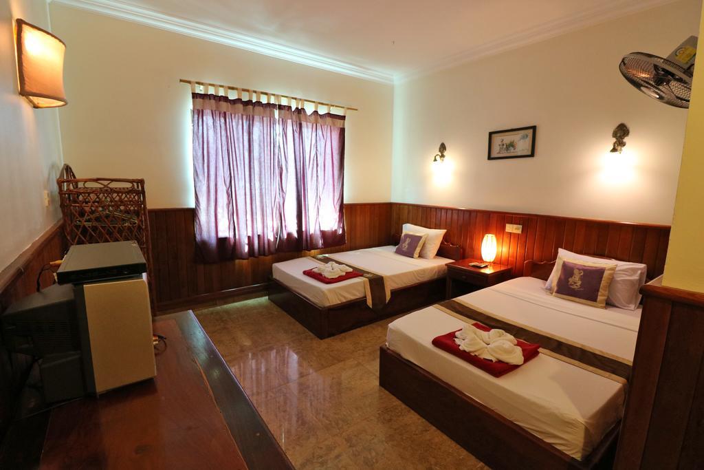 Firefly Guesthouse - The Berlin Angkor Siem Reap Exterior foto