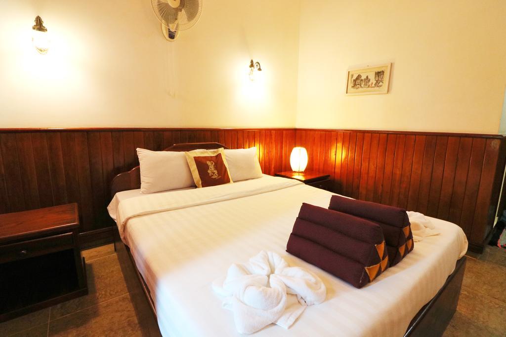 Firefly Guesthouse - The Berlin Angkor Siem Reap Exterior foto