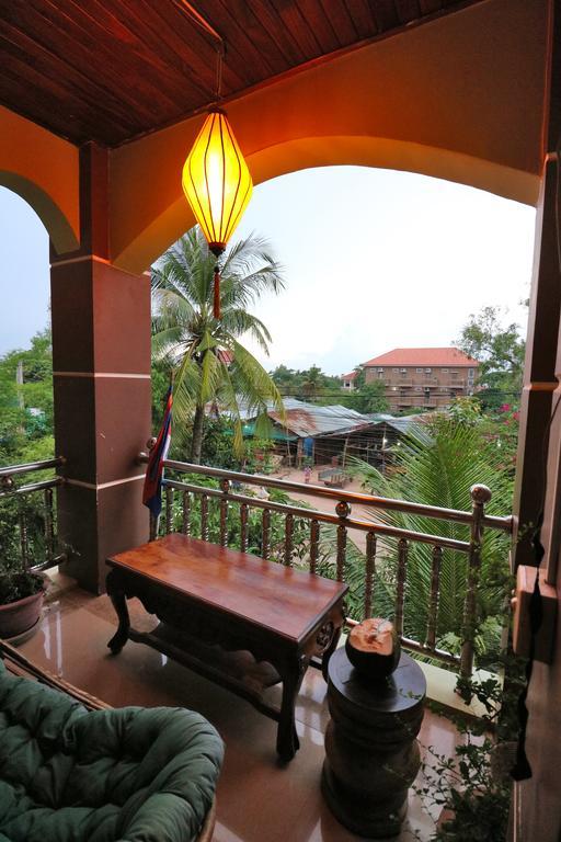 Firefly Guesthouse - The Berlin Angkor Siem Reap Exterior foto