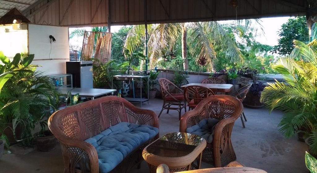 Firefly Guesthouse - The Berlin Angkor Siem Reap Exterior foto