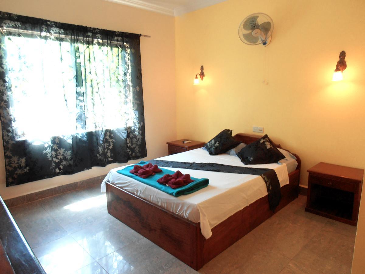 Firefly Guesthouse - The Berlin Angkor Siem Reap Exterior foto
